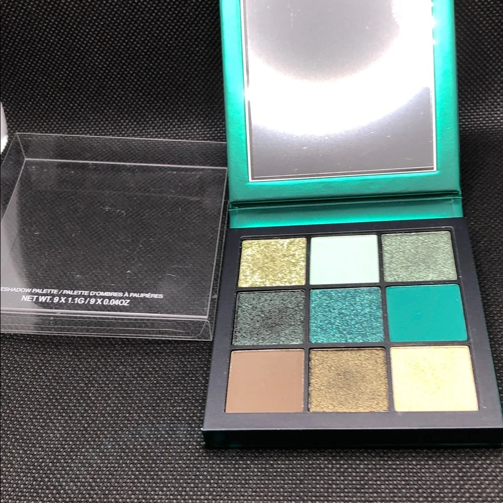 HUDA BEAUTY Emerald Obsession Eyeshadow Palette NEW